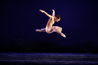 DANCE